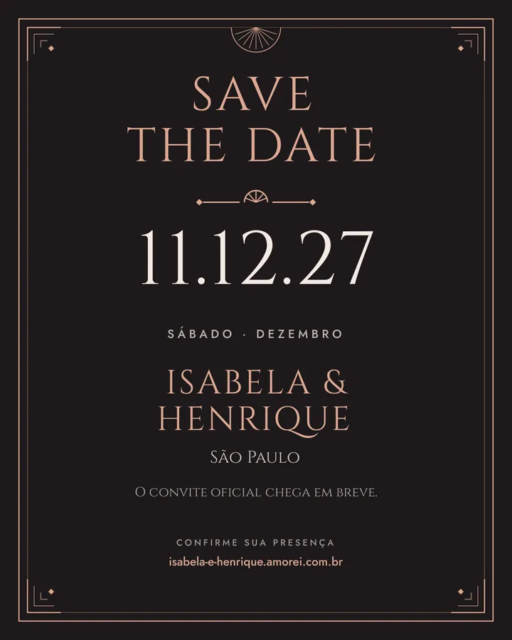 Arte de save the date no modelo Noite de Gala, em grafite e ouro rosé, com a data em números, os nomes Isabela e Henrique e a cidade